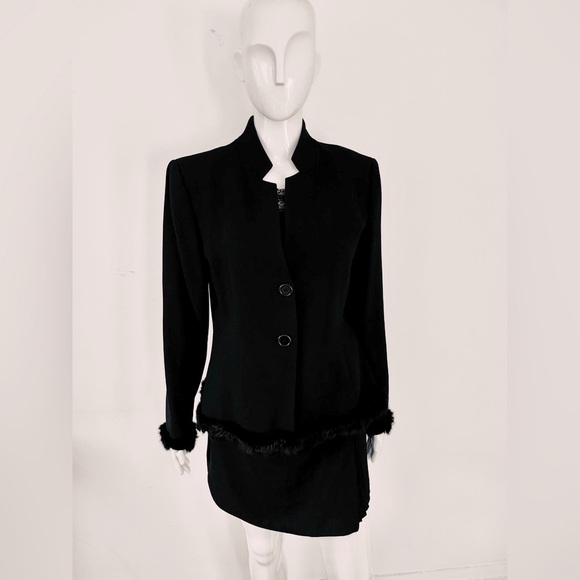 Zara Black Wool Blazer Black Fur Trims Two Buttons Front Closure US 10 - Picture 5 of 15